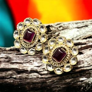 Maroon studs